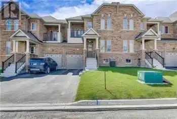 205 Laker Court, Newmarket (Woodland Hill), Ontario L3X0J6, 3 Bedrooms Bedrooms, ,3 BathroomsBathrooms,All Houses,For Rent,Laker,N11885172