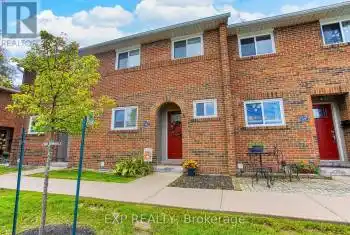 125 Livingston Ave Unit# 16, Grimsby, Ontario L3M 4S5, 3 Bedrooms Bedrooms, 6 Rooms Rooms,2 BathroomsBathrooms,All Houses,Sold,Livingston,X9399750