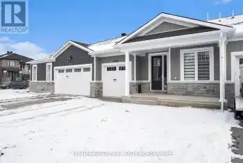 816 Companion Crescent, Ottawa, Ontario K0A2E0, 2 Bedrooms Bedrooms, ,2 BathroomsBathrooms,All Houses,For Sale,Companion,X11887499