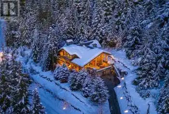 4673 BLACKCOMB Way, Whistler, British Columbia V8E0Z3, 5 Bedrooms Bedrooms, ,6 BathroomsBathrooms,All Houses,For Sale,BLACKCOMB,R2949737