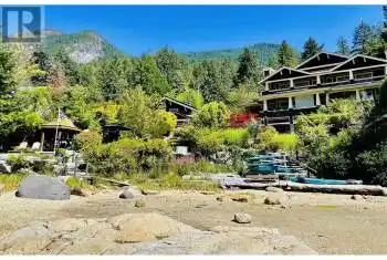 7545 ISLETS Place, Sechelt, British Columbia V7Z0C5, 4 Bedrooms Bedrooms, ,5 BathroomsBathrooms,All Houses,For Sale,ISLETS,R2949895