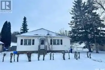 847 18th STREET W Unit# 847, Prince Albert, Saskatchewan S6V4A9, 3 Bedrooms Bedrooms, ,1 BathroomBathrooms,All Houses,For Sale,West Flat,847 18th STREET W,SK990427