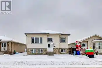 314 Plamondon Drive, Fort McMurray, Alberta T9K0B2, 6 Bedrooms Bedrooms, ,3 BathroomsBathrooms,All Houses,For Sale,Plamondon,A2183260