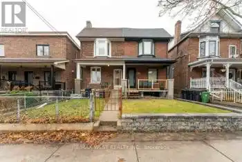 26 Greenlaw Avenue, Toronto (Corso Italia-Davenport), Ontario M6H3V5, 3 Bedrooms Bedrooms, ,3 BathroomsBathrooms,All Houses,For Sale,Greenlaw,W11891188