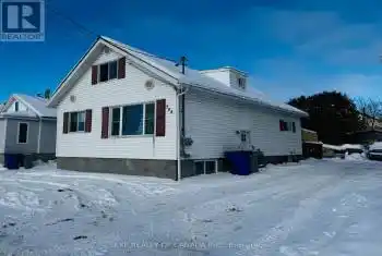 384 Commercial Avenue, Timmins, Ontario P4N2X9, 4 Bedrooms Bedrooms, ,3 BathroomsBathrooms,All Houses,For Sale,Commercial,T11890791