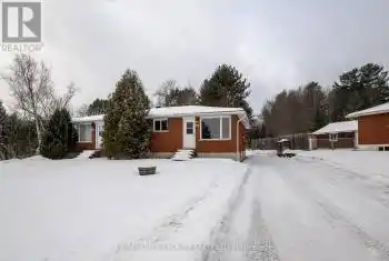 89 & 91 Brumm Road, Petawawa, Ontario K8A7G6, 5 Bedrooms Bedrooms, ,2 BathroomsBathrooms,All Houses,For Sale,Brumm,X11891528