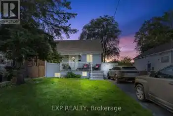 76 Renfield Street, Toronto (Brookhaven-Amesbury), Ontario M6M4V7, 2 Bedrooms Bedrooms, ,2 BathroomsBathrooms,All Houses,For Sale,Renfield,W9350058