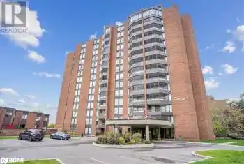 181 COLLIER Street Unit# 106, Barrie, Ontario L4M5L6, 3 Bedrooms Bedrooms, ,2 BathroomsBathrooms,Condo,For Sale,COLLIER,40685256