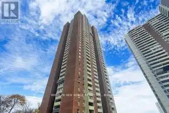 3 Massey Square Unit# 2004, Toronto (Crescent Town), Ontario M4C5L5, 3 Bedrooms Bedrooms, ,1 BathroomBathrooms,Condo,For Sale,Massey,E11894015