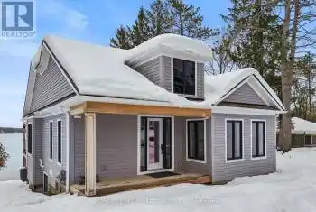 2054 Peninsula Road Unit# 37, Muskoka Lakes, Ontario P0B1G0, 4 Bedrooms Bedrooms, ,3 BathroomsBathrooms,All Houses,For Sale,Peninsula,X11895446