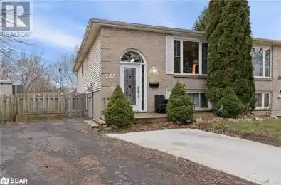 243 MCLELLAN Court Kingston Ontario K7M7Z1