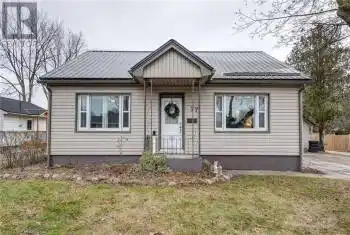 77 FOURTH Avenue, Aylmer, Ontario N5H2L2, 4 Bedrooms Bedrooms, ,2 BathroomsBathrooms,All Houses,For Sale,FOURTH,40682582