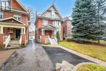 174 Evelyn Avenue Unit# 3rd Fl, Toronto (High Park North), Ontario M6P2Z7, 1 Bedroom Bedrooms, ,1 BathroomBathrooms,All Houses,For Rent,Evelyn,W10891939