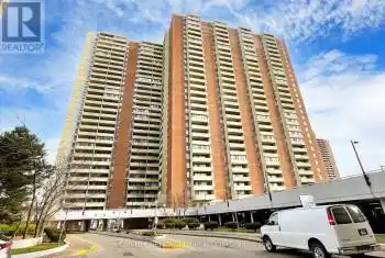 5 Massey Square Unit# 1817, Toronto (Crescent Town), Ontario M4C5L6, 2 Bedrooms Bedrooms, ,1 BathroomBathrooms,Condo,For Sale,Massey,E11896880