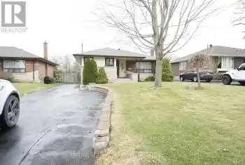 586 Central Park Boulevard Unit# Upper, Oshawa (O'Neill), Ontario L1G6A4, 3 Bedrooms Bedrooms, ,1 BathroomBathrooms,All Houses,For Rent,Central Park,E11897260