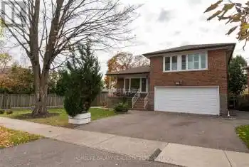 74 Decarie Circle, Toronto (Eringate-Centennial-West Deane), Ontario M9B3J3, 1 Bedroom Bedrooms, ,1 BathroomBathrooms,All Houses,For Rent,Decarie,W11898152