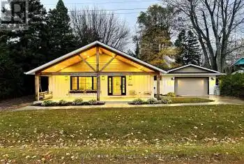 31 Glass Street, Bluewater (Bayfield), Ontario N0M1G0, 4 Bedrooms Bedrooms, ,2 BathroomsBathrooms,All Houses,For Sale,Glass,X11898344