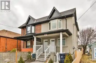 250 Nairn Avenue Unit# Main Toronto (Caledonia-Fairbank) Ontario M6E4H