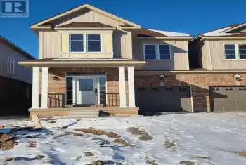 9243 White Oak Avenue, Niagara Falls (224 - Lyons Creek), Ontario L2G3P6, 4 Bedrooms Bedrooms, ,3 BathroomsBathrooms,All Houses,For Sale,White Oak,X11899618