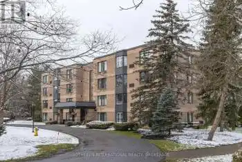 61 Paffard Street Unit# 403, Niagara-on-the-Lake (101 - Town), Ontario L0S1J0, 2 Bedrooms Bedrooms, ,2 BathroomsBathrooms,Condo,For Sale,Paffard,X11899740