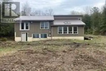 504329 Grey Road 1 Street, Georgian Bluffs, Ontario N0H2T0, 3 Bedrooms Bedrooms, ,1 BathroomBathrooms,All Houses,For Sale,Grey Road 1,X11900138