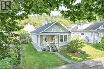 6309 OAK STREET, Powell River, British Columbia V8A4L7, 2 Bedrooms Bedrooms, ,1 BathroomBathrooms,All Houses,For Sale,6309 OAK STREET,18582