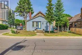 145 Leyton Avenue, Toronto (Oakridge), Ontario M1L3V3, 4 Bedrooms Bedrooms, ,2 BathroomsBathrooms,All Houses,For Sale,Leyton,E11900788