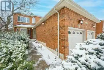 4076 Colonial Drive, Mississauga (Erin Mills), Ontario L5L4K1, 4 Bedrooms Bedrooms, ,3 BathroomsBathrooms,All Houses,For Rent,Colonial,W11901364