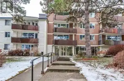 100 Coe Hill Drive Unit# 216 Toronto (High Park-Swansea) Ontario M6S3E