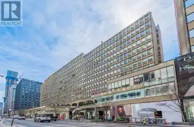 131 Bloor Street Unit# 1020 Toronto (Bay Street Corridor) Ontario M5S1