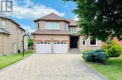 18 Henricks Crescent Richmond Hill (Bayview Hill) Ontario L4B3W4