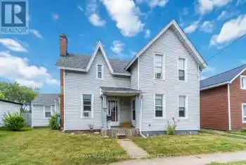 640 King Street, Port Colborne, Ontario L3K4H8, 6 Bedrooms Bedrooms, ,3 BathroomsBathrooms,All Houses,For Sale,King,X11904334