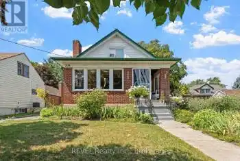 208 NORTH Street, Fort Erie (332 - Central), Ontario L2A3R8, 4 Bedrooms Bedrooms, ,2 BathroomsBathrooms,All Houses,For Sale,NORTH,X11904514