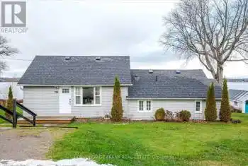 798 Simcoe Street, Smith-Ennismore-Lakefield, Ontario K0L1H0, 3 Bedrooms Bedrooms, ,1 BathroomBathrooms,All Houses,For Sale,Simcoe,X11904636