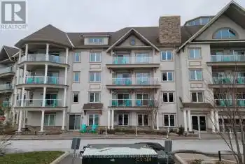 25 PEN LAKE POINT Road Unit# 314, Huntsville (Chaffey), Ontario P1H1A9, 1 Bedroom Bedrooms, ,1 BathroomBathrooms,Condo,For Rent,PEN LAKE POINT,X11905822