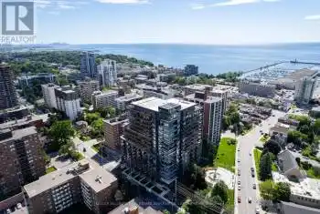 21 Park Street Unit# 603, Mississauga (Port Credit), Ontario L5G1L7, 3 Bedrooms Bedrooms, ,2 BathroomsBathrooms,Condo,For Sale,Park,W11905975