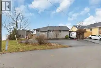 2023 MAPLE Boulevard, Port Dover, Ontario N0A1N2, 2 Bedrooms Bedrooms, ,2 BathroomsBathrooms,All Houses,For Sale,MAPLE,40687183