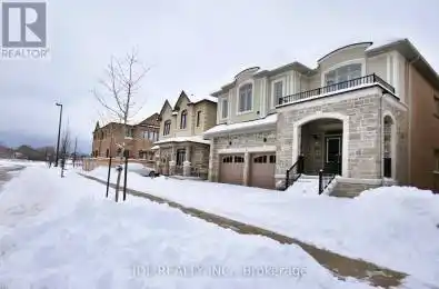 35 Valleo Street Georgina (Keswick North) Ontario L4P0K1