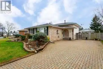 7984 Michael Street, Niagara Falls (213 - Ascot), Ontario L2H2B7, 4 Bedrooms Bedrooms, ,2 BathroomsBathrooms,All Houses,For Sale,Michael,X11909105