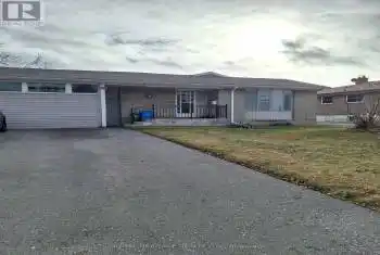 1355 Poprad Avenue, Pickering (Bay Ridges), Ontario L1W1L2, 3 Bedrooms Bedrooms, ,1 BathroomBathrooms,All Houses,For Rent,Poprad,E11910122