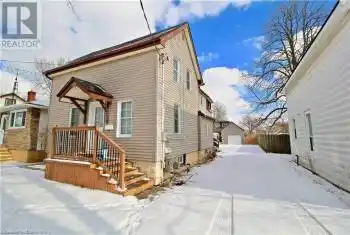 177 ERIE Street, Port Colborne, Ontario L3K4M5, 4 Bedrooms Bedrooms, ,2 BathroomsBathrooms,All Houses,For Sale,ERIE,40688225