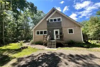 12 Marks Point Road, St. Stephen, New Brunswick E3L3P8, 2 Bedrooms Bedrooms, ,2 BathroomsBathrooms,All Houses,For Sale,12 Marks Point Road,NB103652