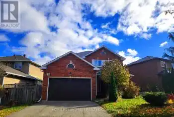 146 Carrington Drive, Richmond Hill (Mill Pond), Ontario L4C7Y8, 2 Bedrooms Bedrooms, ,1 BathroomBathrooms,All Houses,For Rent,Carrington,N11911055