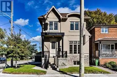 1425 Woodbine Avenue Toronto (Woodbine-Lumsden) Ontario M4C4G7