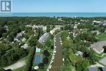 48 Ontario Street Unit# 4, Lambton Shores (Grand Bend), Ontario N0M1T0, 3 Bedrooms Bedrooms, ,2 BathroomsBathrooms,All Houses,For Rent,Ontario,X11911654