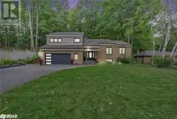 8 FRID Boulevard, Midhurst, Ontario L9X0P5, 4 Bedrooms Bedrooms, ,3 BathroomsBathrooms,All Houses,For Sale,FRID,40688307