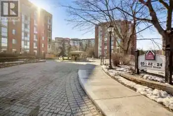 24 Southport Street Unit# 742, Toronto (High Park-Swansea), Ontario M6S4Z1, 2 Bedrooms Bedrooms, ,1 BathroomBathrooms,Condo,For Rent,Southport,W11911908