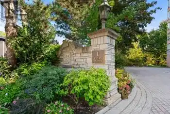 1 Ripley Avenue Unit# 306, Toronto (High Park-Swansea), Ontario M6S4Z6, 3 Bedrooms Bedrooms, ,3 BathroomsBathrooms,Condo,For Sale,Ripley,W11912756