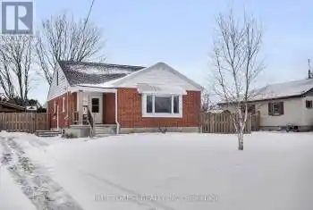 103 Selkirk St, London, Ontario N5W 1W1, 3 Bedrooms Bedrooms, 8 Rooms Rooms,2 BathroomsBathrooms,All Houses,Sold,Selkirk,X11913522