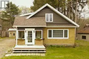 433 North Mary Lake Road, Huntsville (Brunel), Ontario P1H1R9, 3 Bedrooms Bedrooms, ,3 BathroomsBathrooms,All Houses,For Sale,North Mary Lake,X11913788